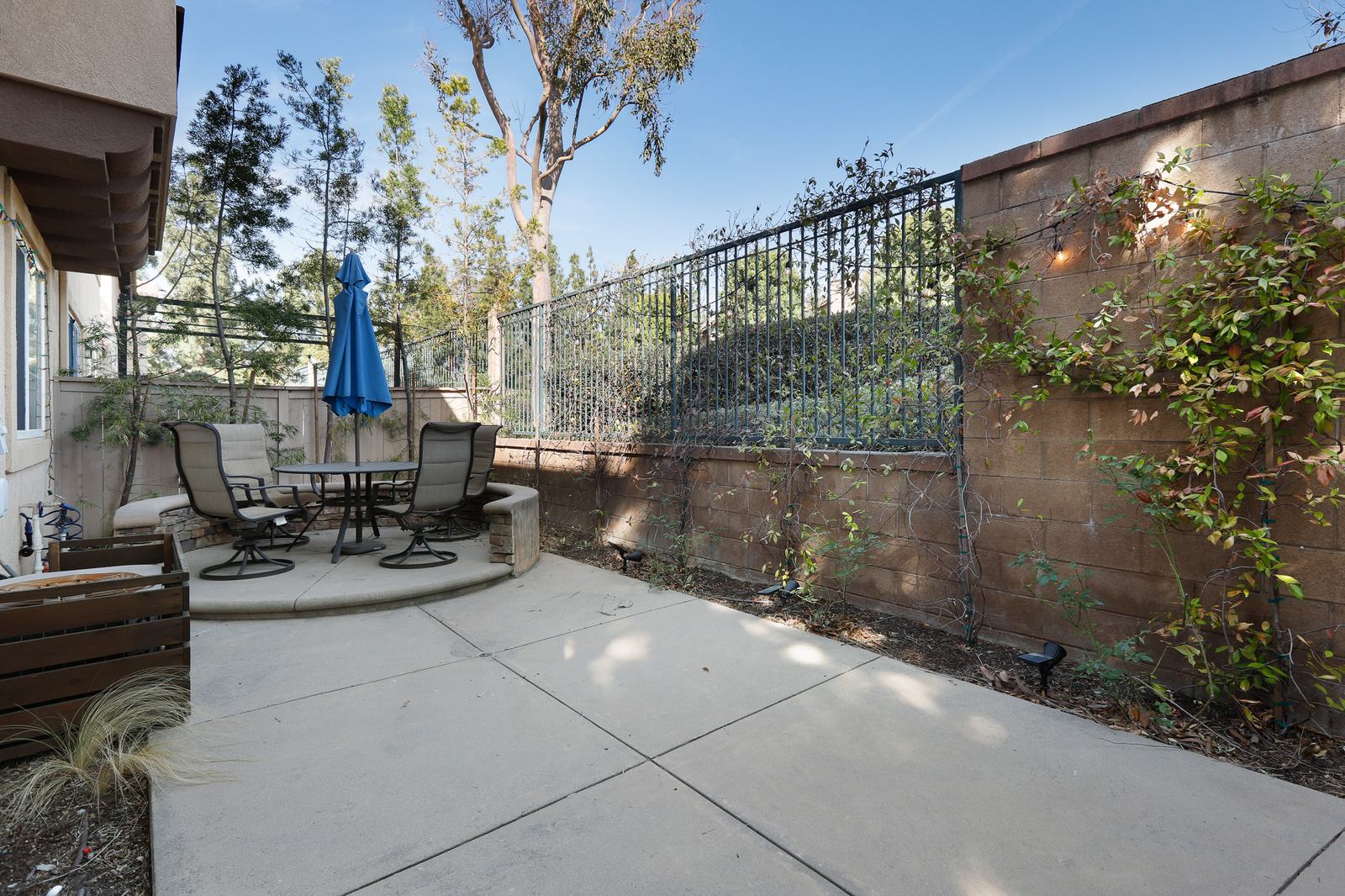 97 Ardmore, photograph 5 of 6